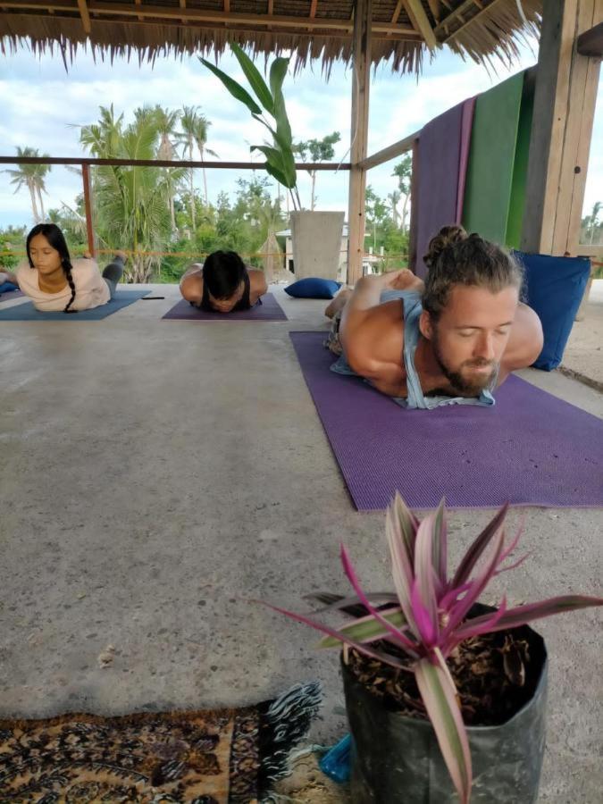 Lexias Hostel And Workspace - Siargao Catangnan ภายนอก รูปภาพ